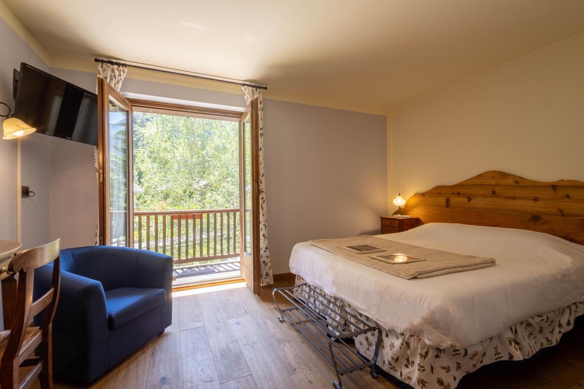 Alpine Forest Hotel Champoluc Exterior foto